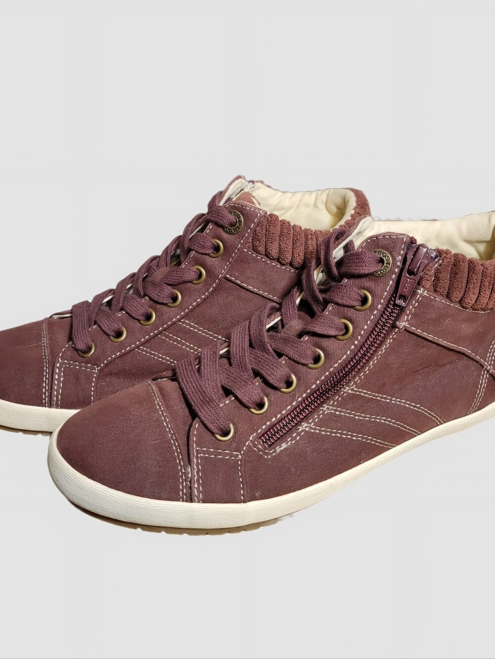 Taos Startup Mid Top Side Zip Sneaker Distressed Burgundy Arch Support NWT US W7